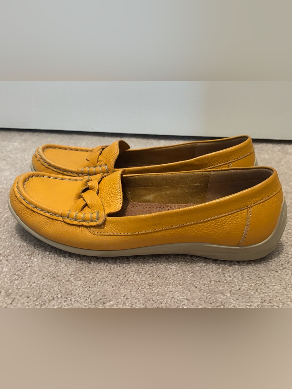 Hotter England Selena Women's 7.5 Mustard Yellow Leather Slip-On Loafers Comfort